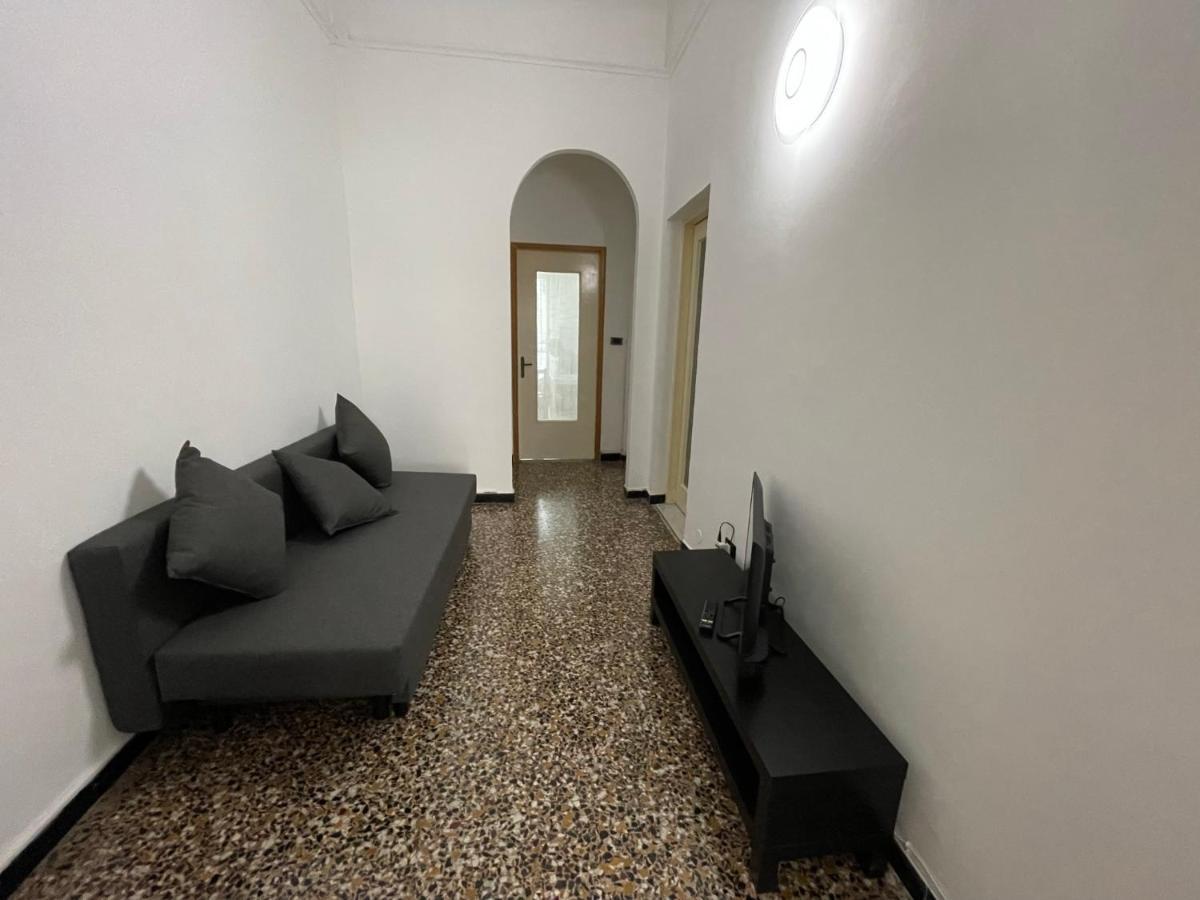 La Finestra Su Savona, Appartamento Centrale Exterior foto